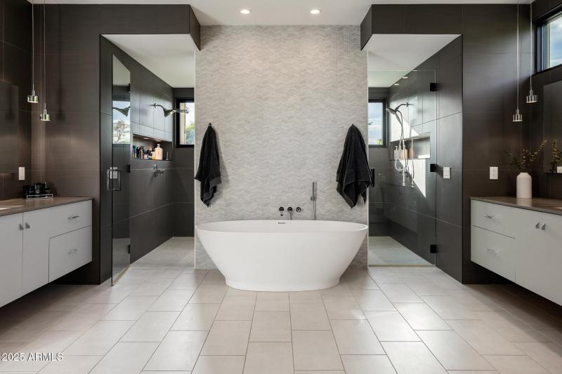 35primary bath
