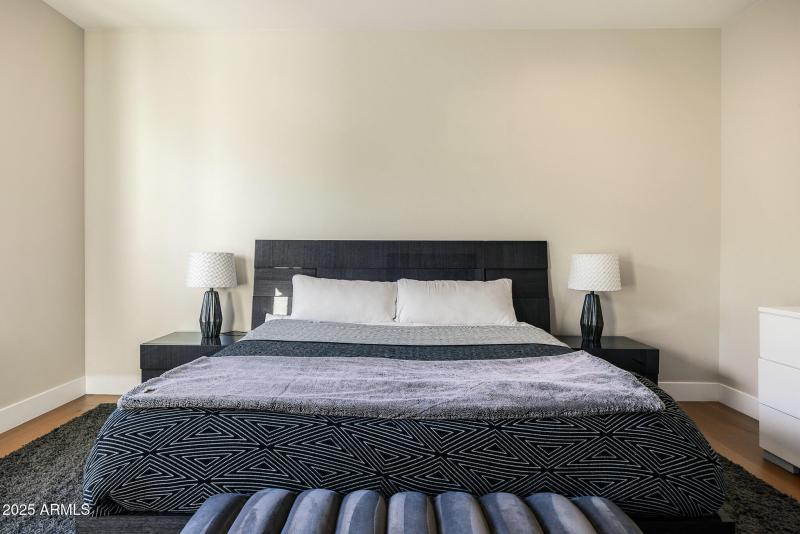 41guest bedroom2
