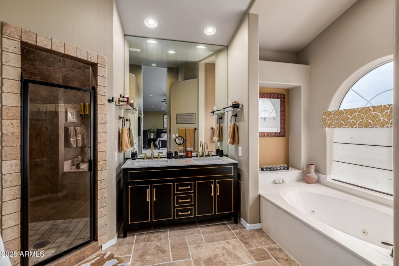 36 - Rancho Caliente