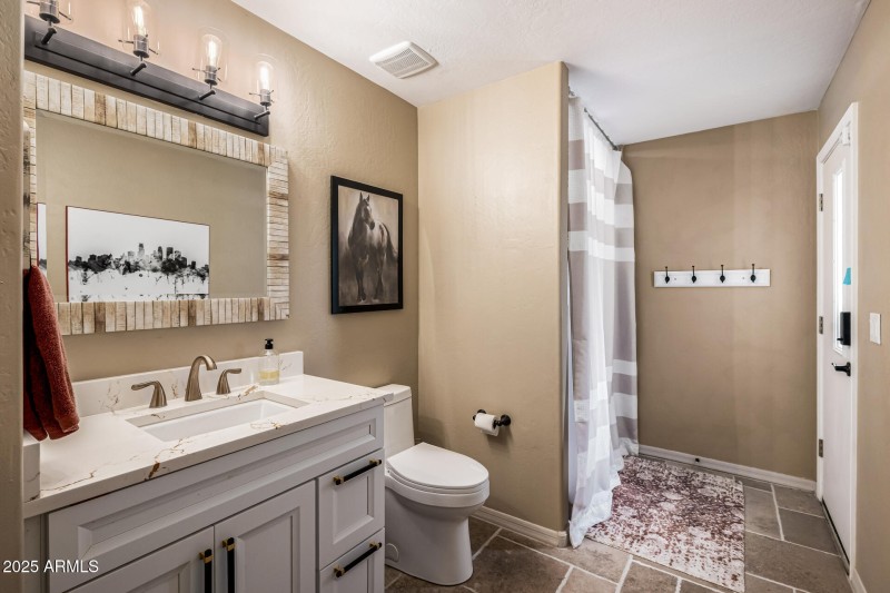 44 - Rancho Caliente