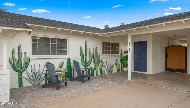 9-web-or-mls-Front yard1