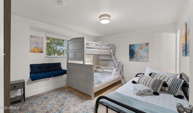 31-web-or-mls-Primary Bedroom2