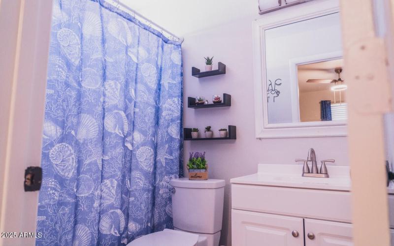 MBBathroom