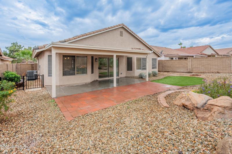 14708 W Lupine Ln-31