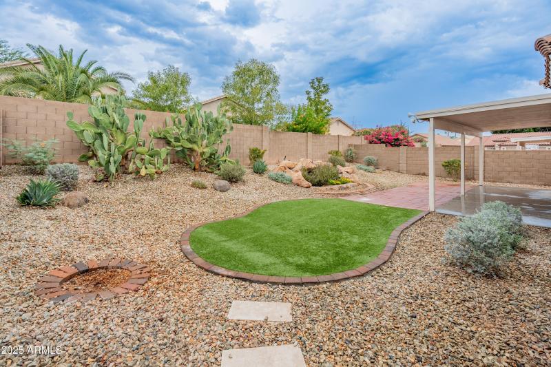 14708 W Lupine Ln-34