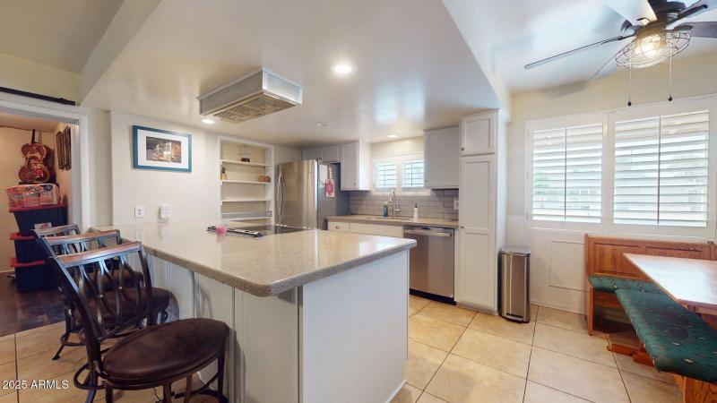 1421-W-Sixth-Pl-10112025_134939