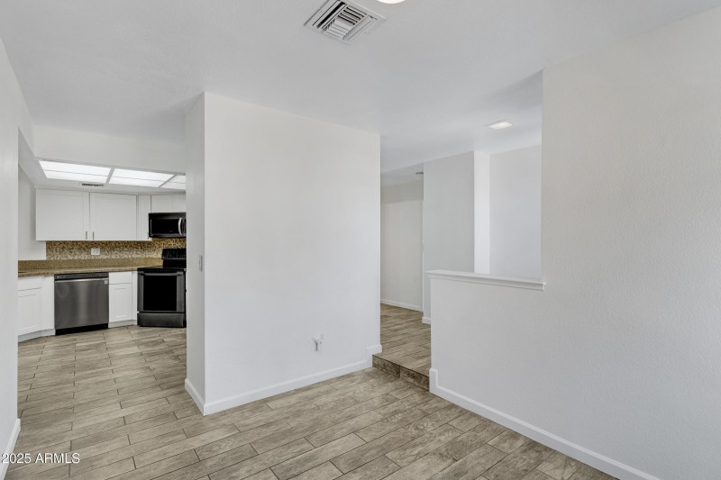 2515 N 43rd Dr-7