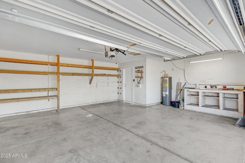 2515 N 43rd Dr-26