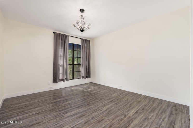 7557 N Dreamy Draw Dr UNIT 219 - 16