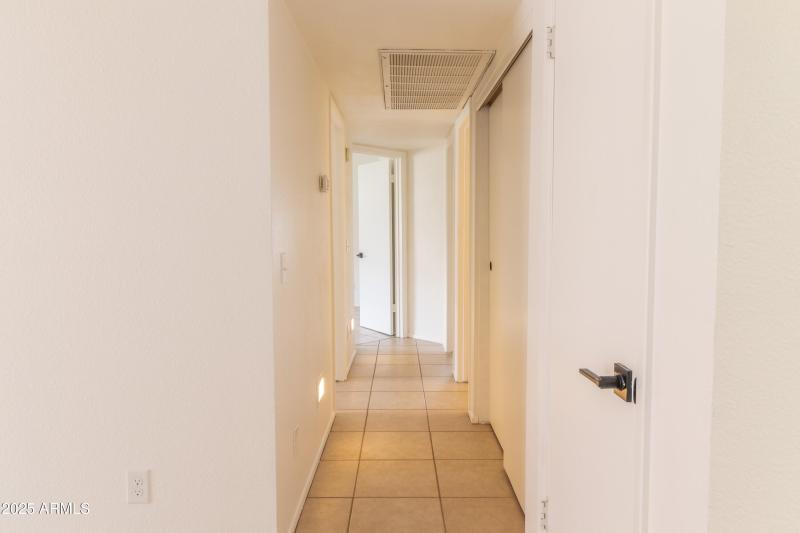 hall way 2 (1 of 1)
