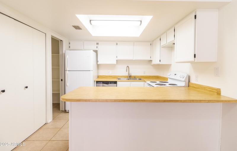 kitchen (1 of 1)