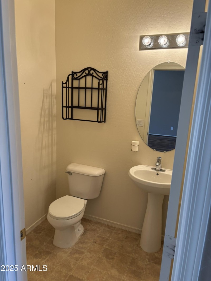 _5DownstairsBathroom