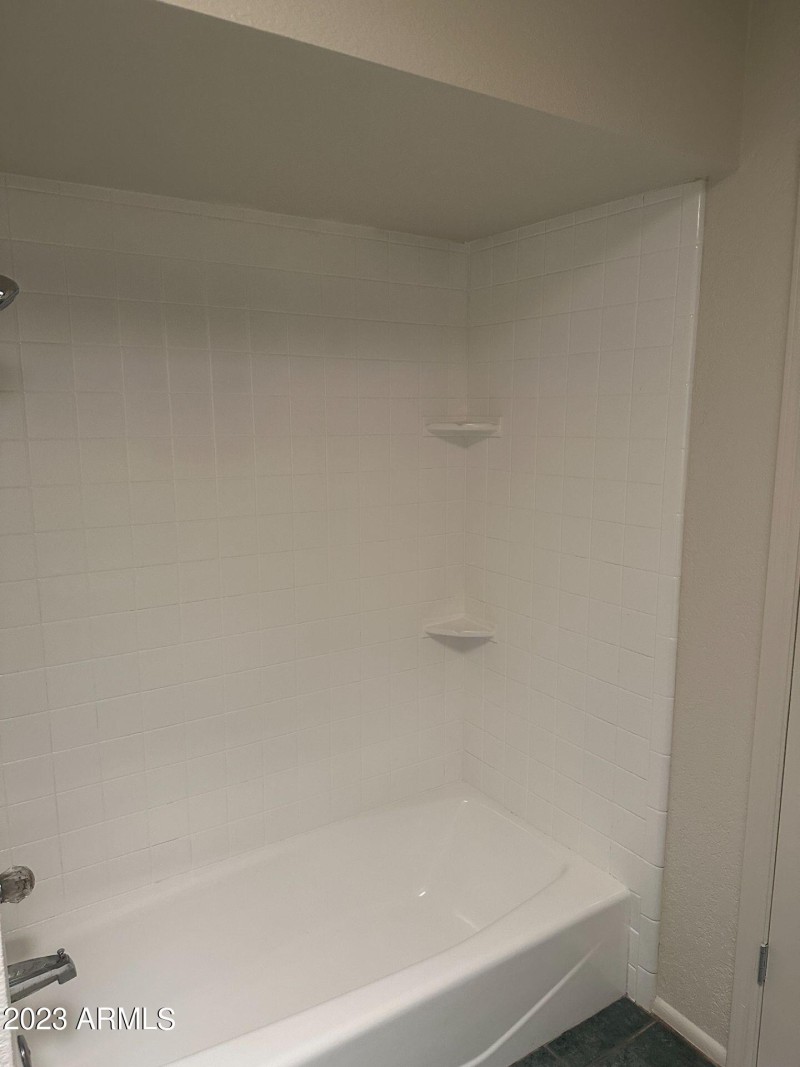 20230609_152552446_iOS