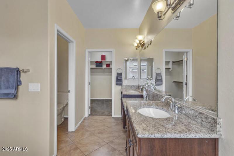 5704 S. 57TH DR SOLD MEDIA MASTER BATH 1