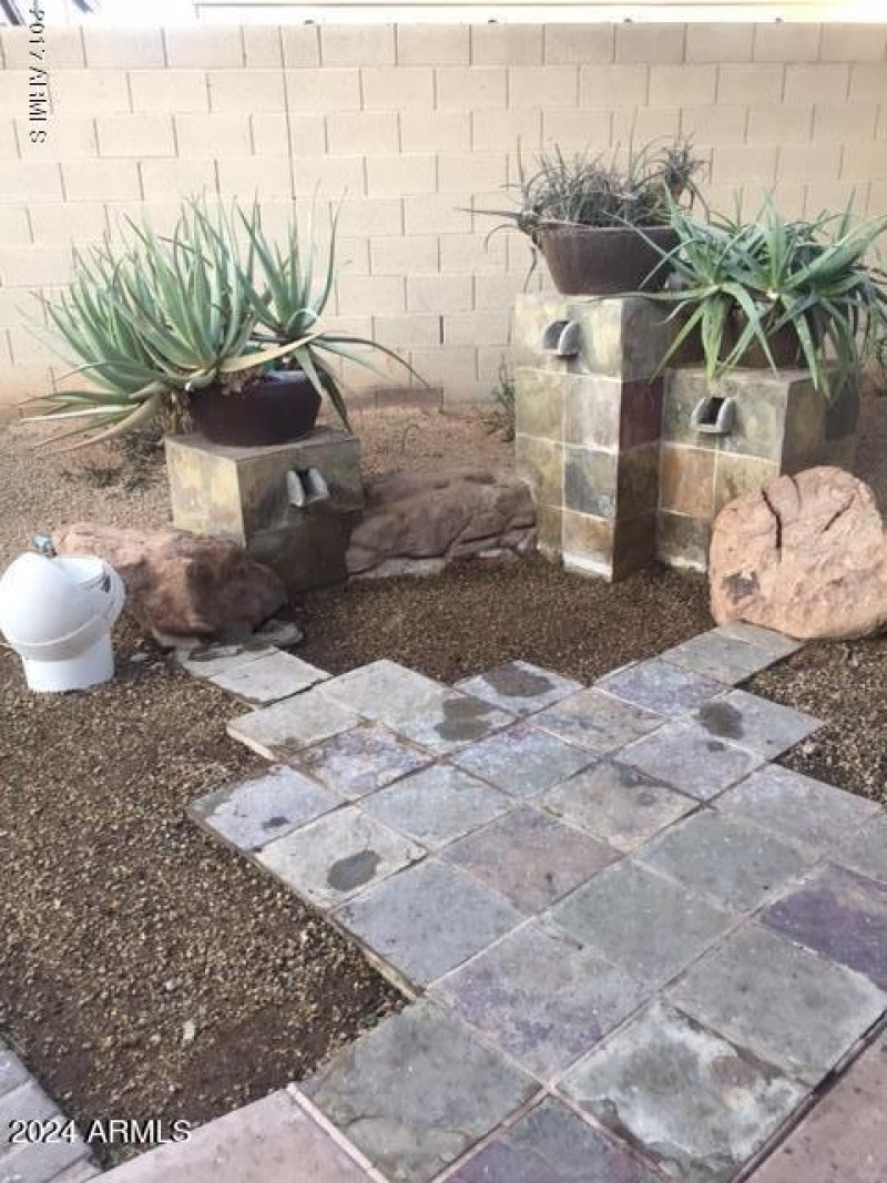 20170220161147095602000000-o