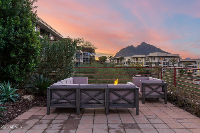 0028-29 - Rancho Vista