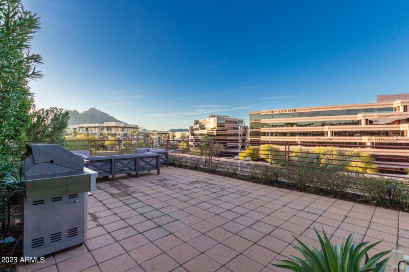 0037-37 - Rancho Vista