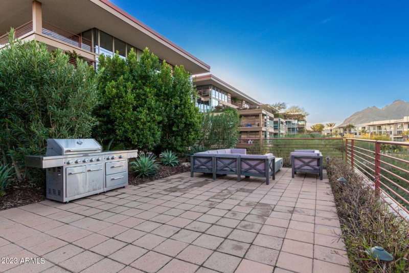 0038-38 - Rancho Vista