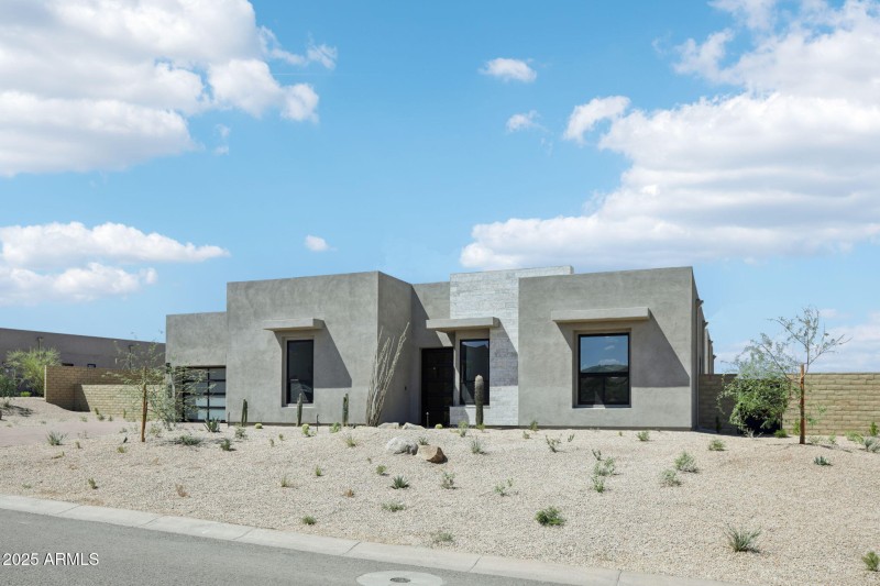 4-web-or-mls-13230 E Buckskin Trail-S070