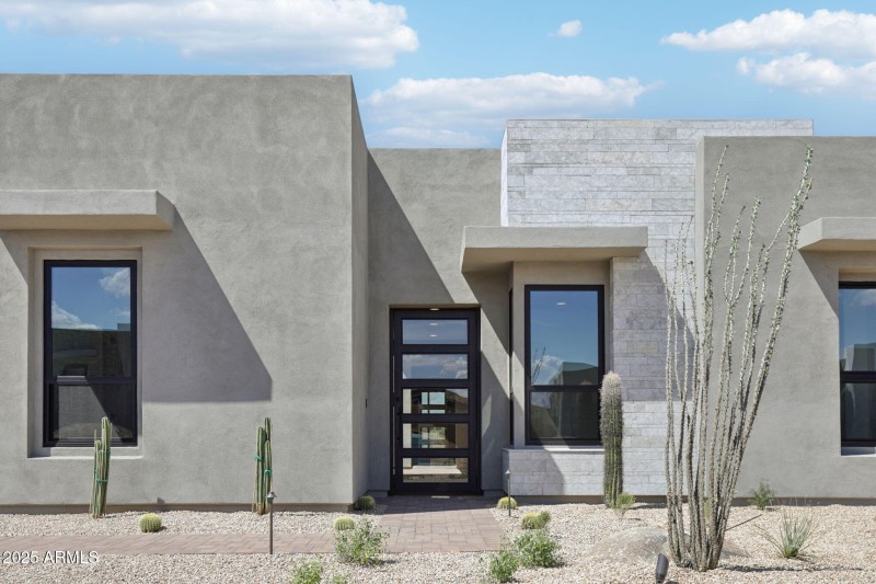 7-web-or-mls-13230 E Buckskin Trail-S070