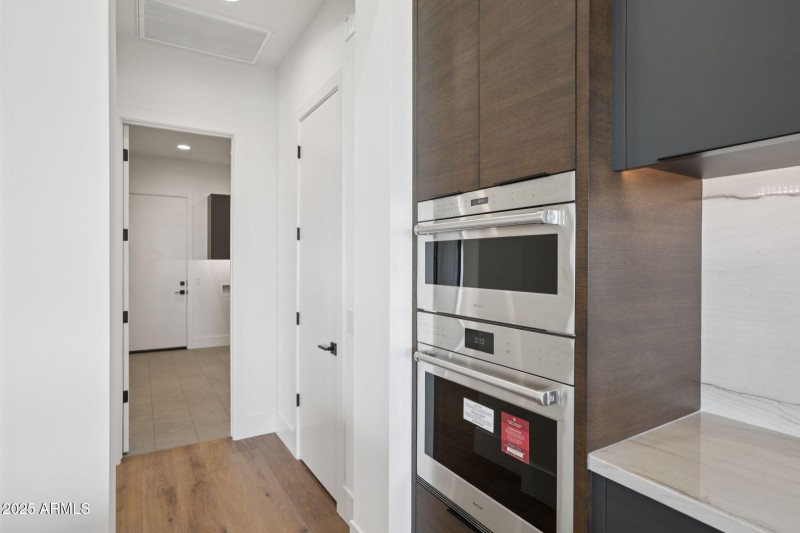 28-web-or-mls-13230 E Buckskin Trail-S07