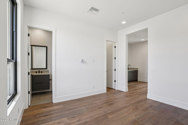 36-web-or-mls-13230 E Buckskin Trail-S07