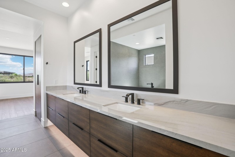 54-web-or-mls-13230 E Buckskin Trail-S07