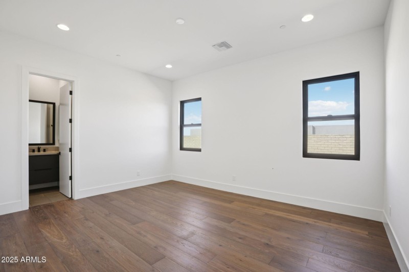 59-web-or-mls-13230 E Buckskin Trail-S07