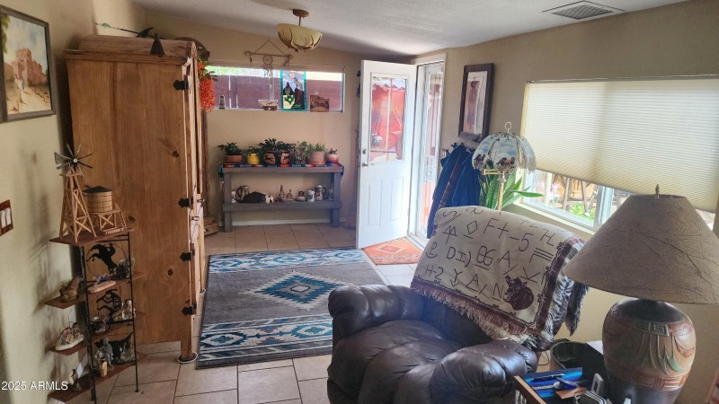 Arizona Room 2