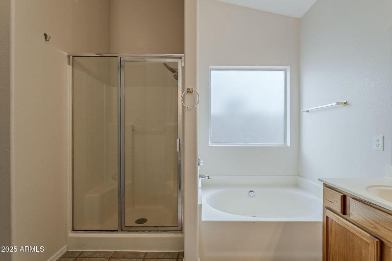 26-web-or-mls-Desert Bloom-26