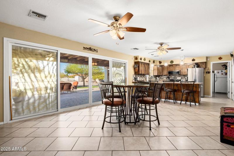 11138 W Hatcher Rd - 13