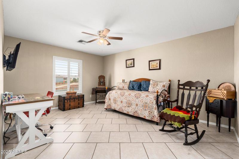 11138 W Hatcher Rd - 24