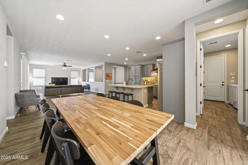 3921 Gold Ridge Rd00017