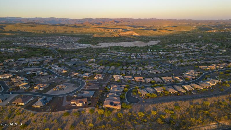 3921 Gold Ridge Rd00006