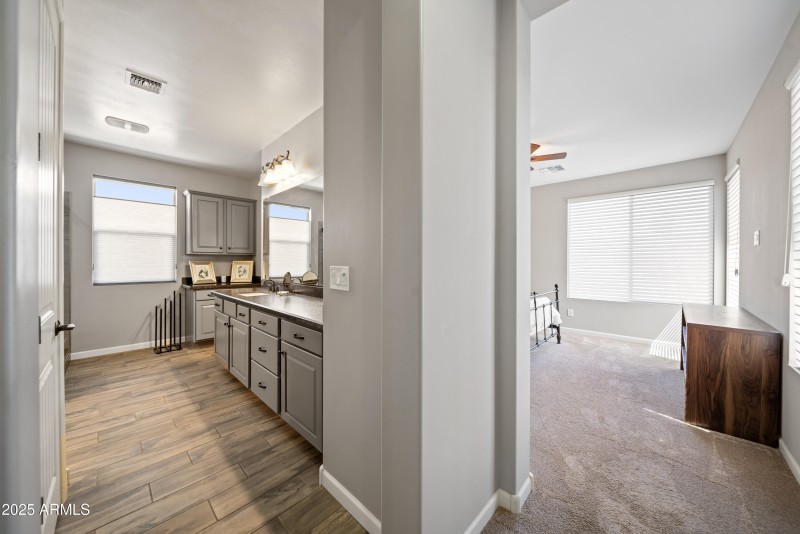 3921 Gold Ridge Rd00013