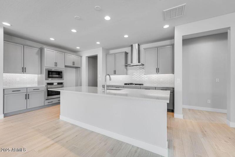 39622 N Kaden Court - Ready Now