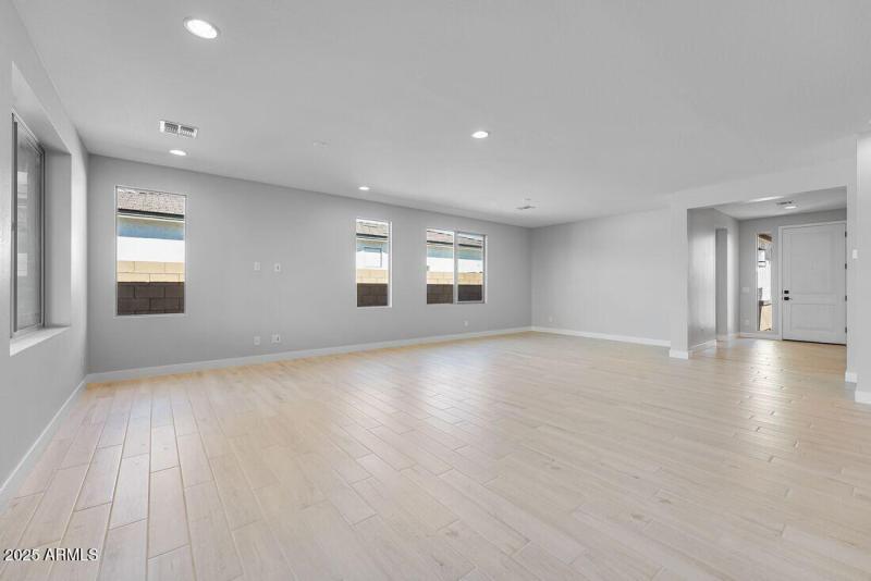 39622 N Kaden Court - Ready Now