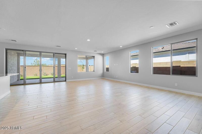 39622 N Kaden Court - Ready Now