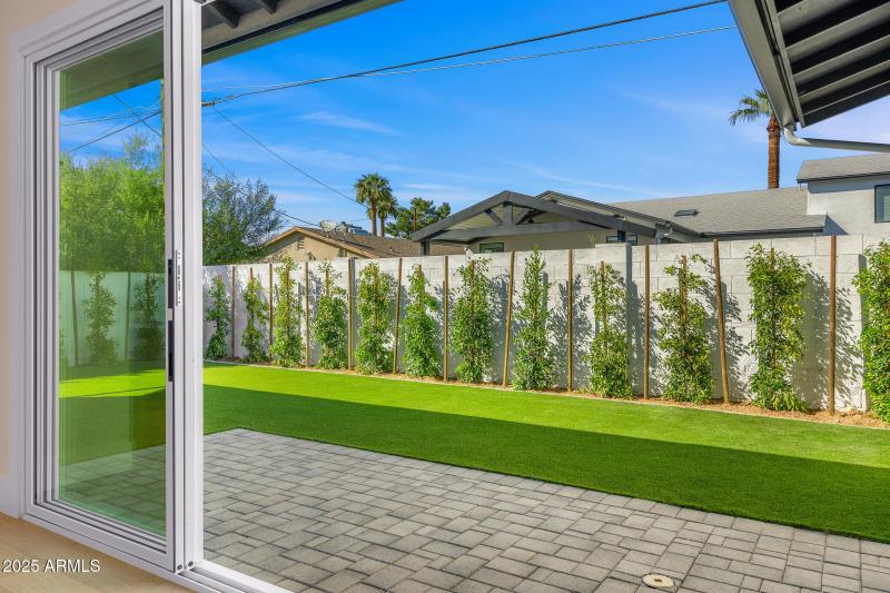 indoor outdoor living-2