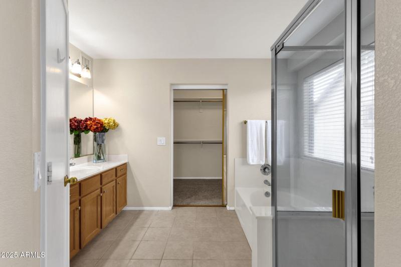 Large Owners Ensuite