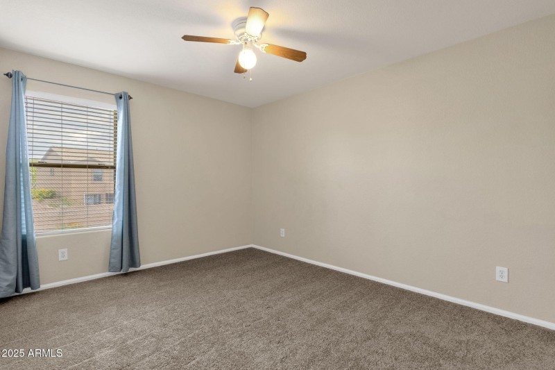 Large Upstairs Bedroom 4