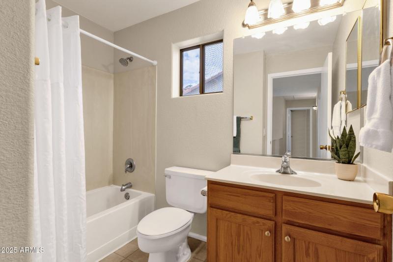 Upstairs Hall Bathroom