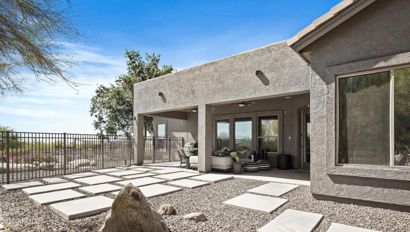 Covered Patio & Fenced Backyard