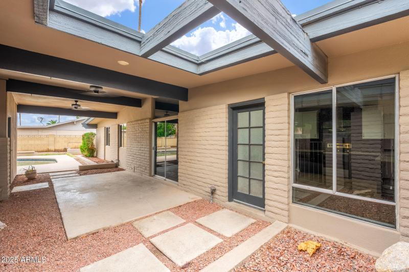 7604 N 46th Ave - 06