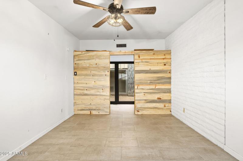 7604 N 46th Ave - 15