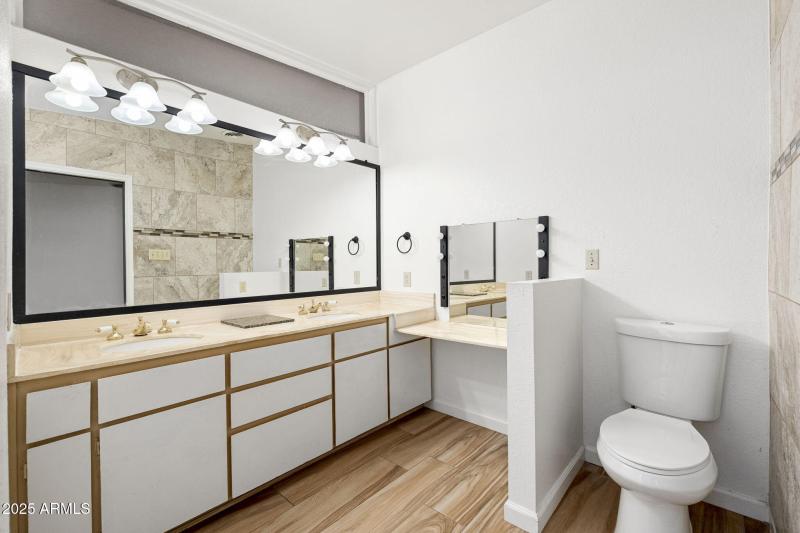 7604 N 46th Ave - 30