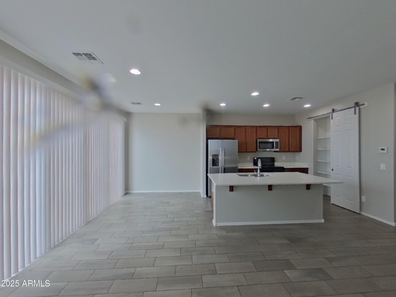 2_pc_KD26BEHVFi_Gw3KPPXrAr_other_room_tu