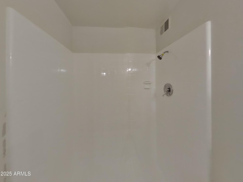 8_pc_qim9EGspEs_liOPRPlcVB_layout_0