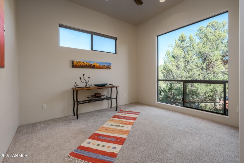Guest Room /Yoga Studio