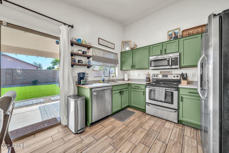 14817 W Redfield Rd-12